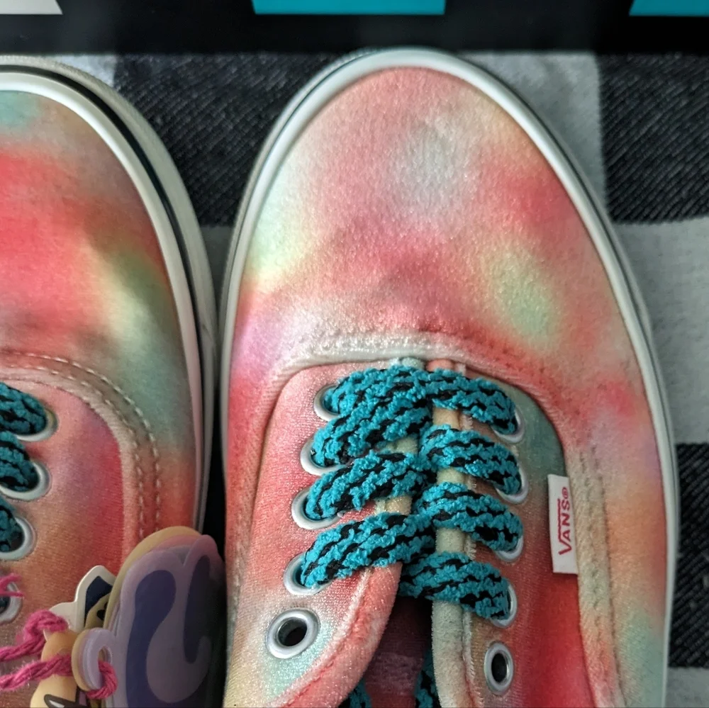 Vans Authentic 44 D Multicolor Felt Women 10.5 Irene Is Good Release 10/28/2022 - Picture 9 of 11